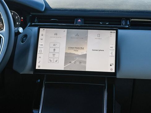 New 2026 Land Rover Range Rover Velar Dynamic SE image 25