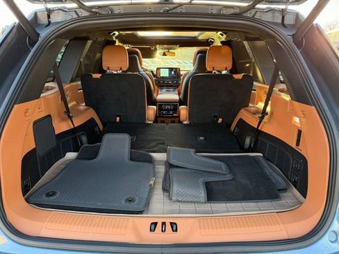 Used 2025 Lincoln Aviator Black Label image 51