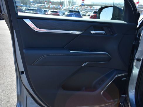 New 2026 GMC Acadia Elevation image 11