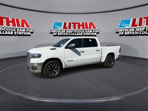 Used 2025 RAM 1500 Laramie image 4