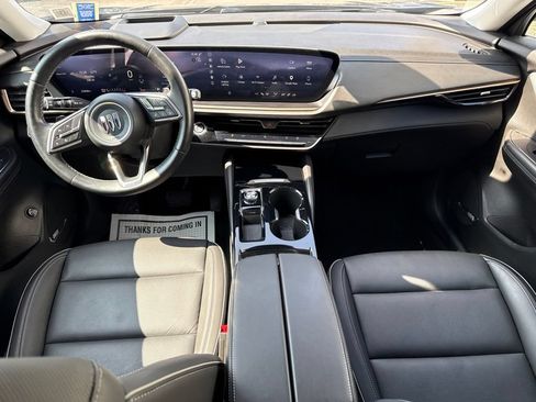 Used 2025 Buick Envision Avenir AWD/4WD image 20