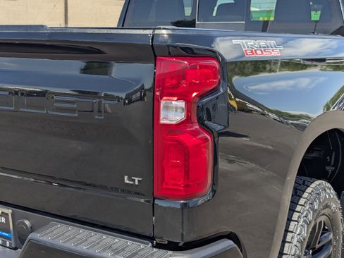 Used 2023 Chevrolet Silverado 1500 LT Trail Boss w/ Convenience Package II AWD/4WD image 12