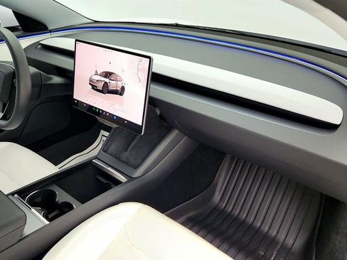 Used 2024 Tesla Model 3 Long Range image 27