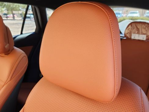 New 2026 Mercedes-Benz GLC 300 4MATIC image 14