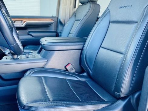 Used 2023 GMC Sierra 1500 Denali w/ Denali Reserve Package image 11