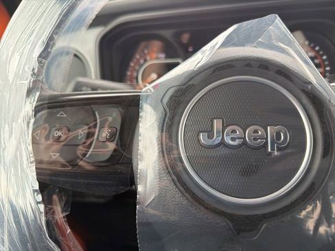 New 2026 Jeep Gladiator Sport AWD/4WD image 20