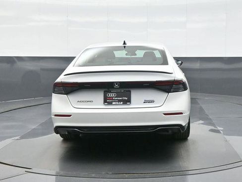 Used 2025 Honda Accord Sport image 6