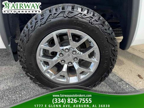 Used 2018 GMC Sierra 1500 SLT w/ SLT Premium Package AWD/4WD image 31