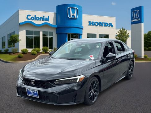 Used 2025 Honda Civic Sport image 1
