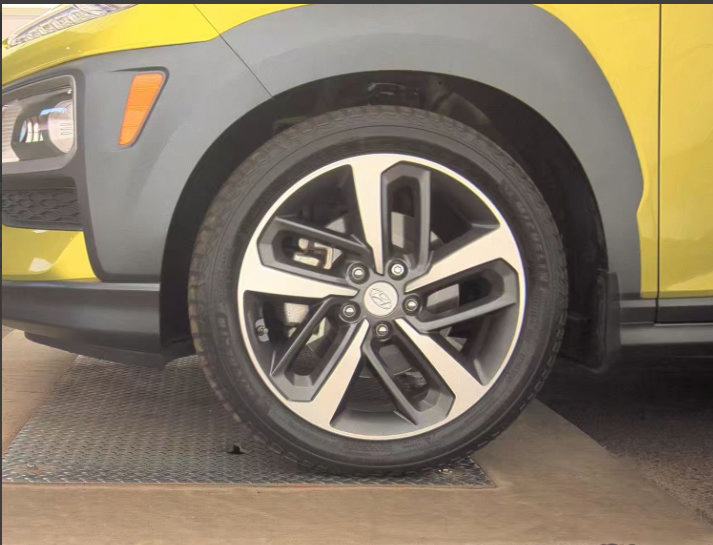 Used 2019 Hyundai Kona Ultimate FWD image 12