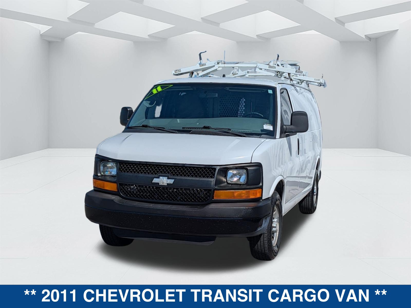 Used 2011 Chevrolet Express 2500 RWD image 8
