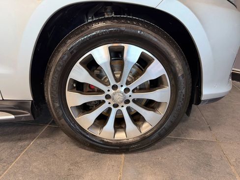 Used 2017 Mercedes-Benz GLS 450 4MATIC image 24