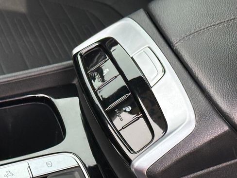 Used 2023 Hyundai Santa Cruz SEL Premium image 20