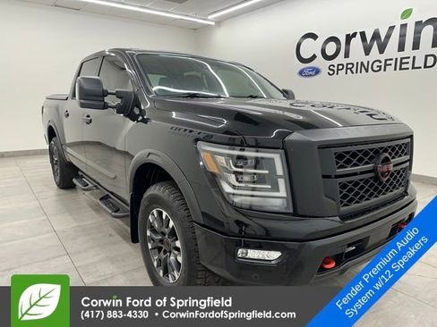 Used 2023 Nissan Titan PRO-4X w/ Pro-4x Convenience Package image 7