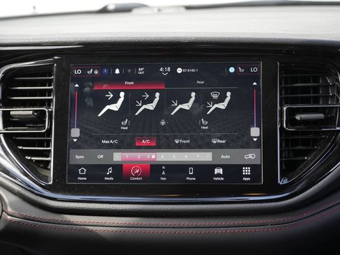 Used 2024 Dodge Durango R/T RWD image 37