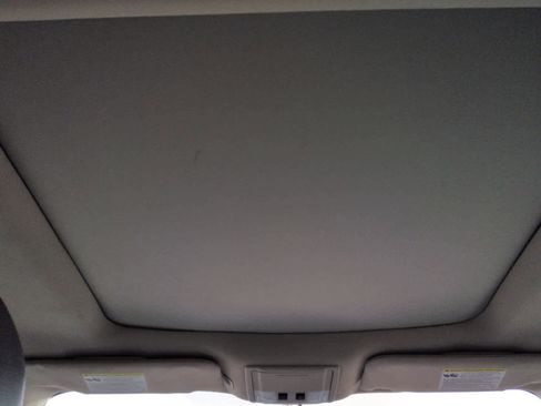 Used 2013 Ford Edge SEL image 23