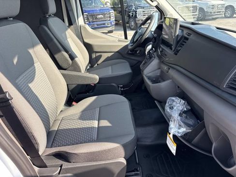 New 2026 Ford Transit 250 148 Medium Roof RWD image 20