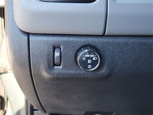 Used 2015 Chevrolet Colorado LT w/ LT Convenience Package image 29