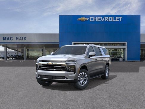 New 2026 Chevrolet Suburban LT w/ Comfort Package RWD image 8