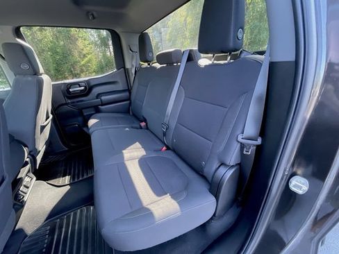 Used 2022 Chevrolet Silverado 1500 LT AWD/4WD image 24