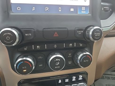 Used 2022 RAM 1500 Laramie image 70