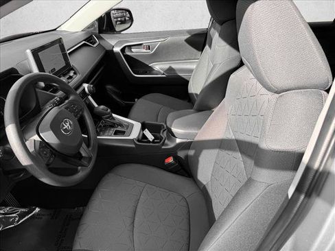 Certified 2025 Toyota RAV4 XLE image 10