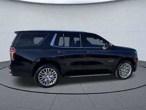 Used 2023 Chevrolet Tahoe Premier w/ Premium Package 2 AWD/4WD image 3