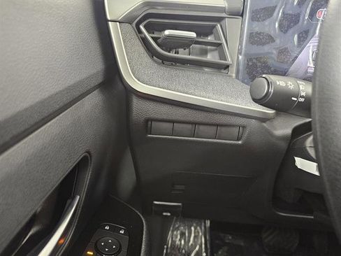 New 2026 Nissan Kicks SV w/ Cold Weather Package image 39