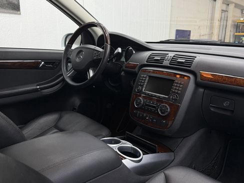 Used 2008 Mercedes-Benz R 320 CDI 4MATIC image 11