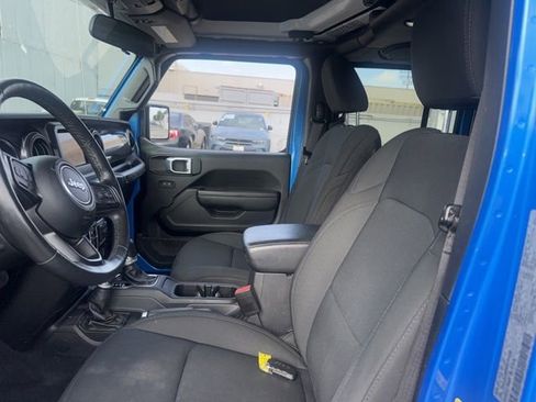 Used 2022 Jeep Wrangler Unlimited Sport AWD/4WD image 9