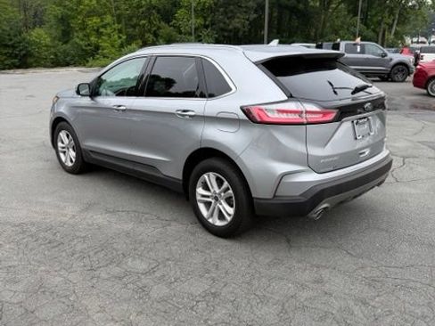 Used 2020 Ford Edge SEL w/ Convenience Package FWD image 2