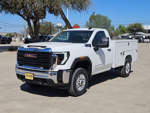 New 2026 GMC Sierra 2500 Pro w/ Convenience Package image 7