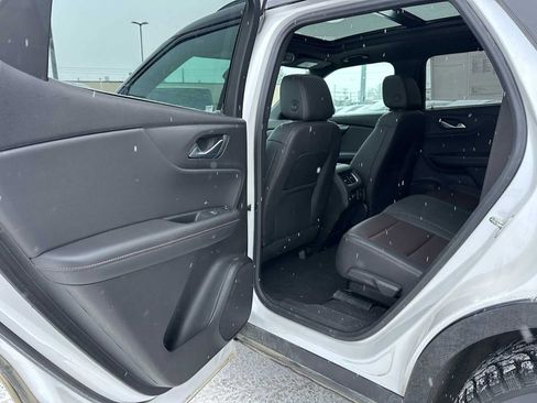 Used 2022 Chevrolet Blazer RS w/ Enhanced Convenience Package image 15