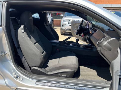 Used 2012 Chevrolet Camaro SS RWD image 14