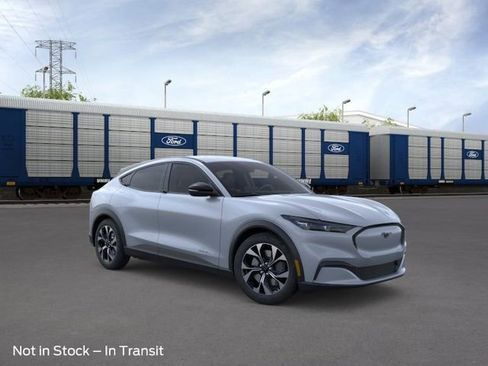 New 2026 Ford Mustang Mach-E Select RWD image 7