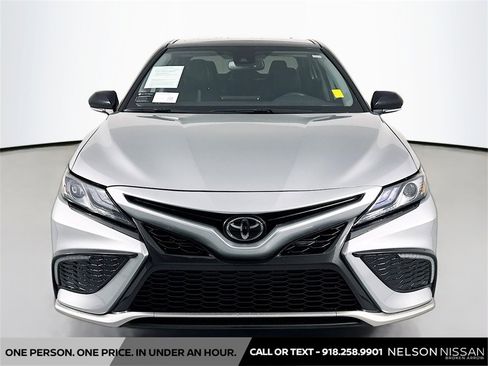 Used 2022 Toyota Camry XSE image 2