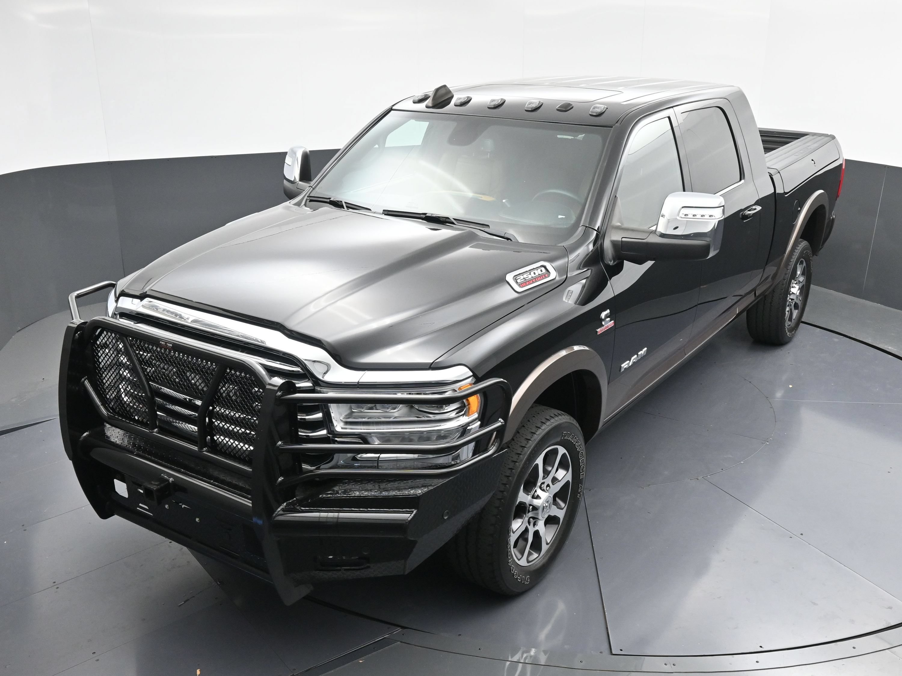 Used 2024 RAM 2500 Limited w/ Towing Technology Group AWD/4WD image 35