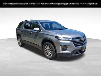 Used 2023 Chevrolet Traverse LT