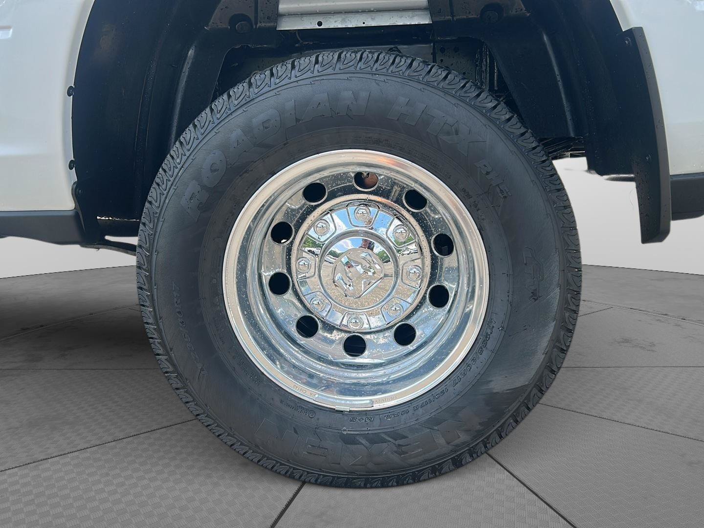 New 2026 RAM 3500 Big Horn AWD/4WD image 13