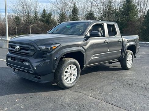 New 2026 Toyota Tacoma SR5 image 3