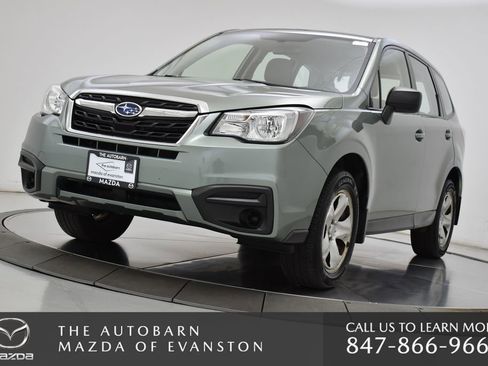 Used 2017 Subaru Forester 2.5i AWD/4WD image 14