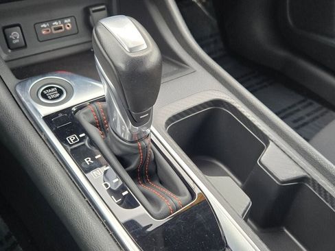 Used 2025 Nissan Sentra SR image 26