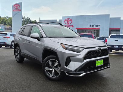 New 2025 Toyota RAV4 SE