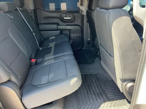 Used 2020 Chevrolet Silverado 1500 LT w/ Texas Edition AWD/4WD image 19
