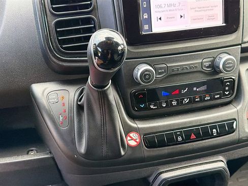 Used 2025 RAM ProMaster 3500 w/ Convenience Group FWD image 16