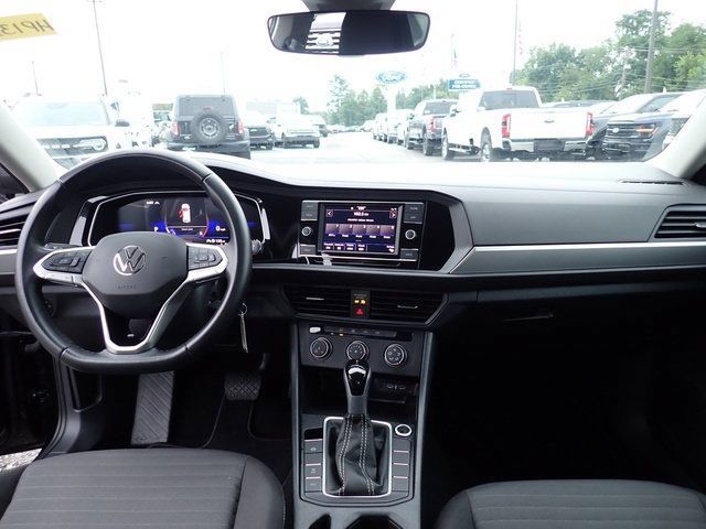 Used 2024 Volkswagen Jetta S FWD image 19