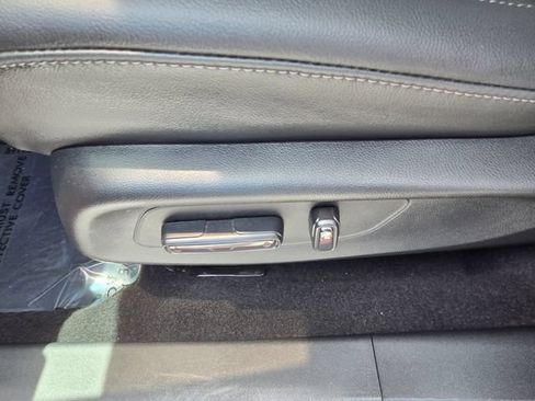 Used 2025 Honda HR-V EX-L image 25
