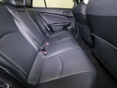 Used 2020 Toyota Prius Prime XLE image 21