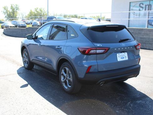 New 2026 Ford Escape ST-Line w/ Tech Pack #1 AWD/4WD image 3
