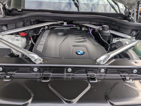 Used 2026 BMW X5 xDrive40i w/ Premium Package image 18